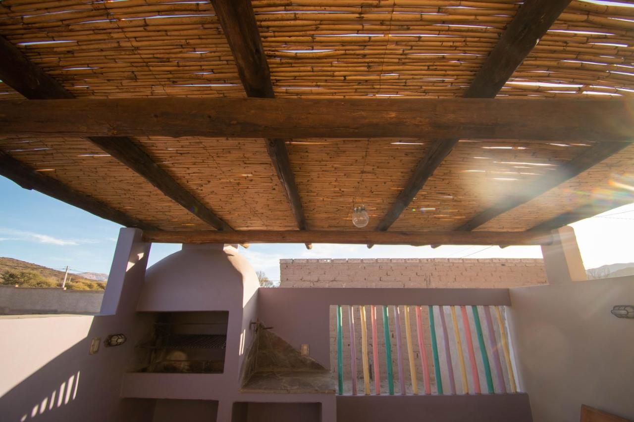 Tikay Humahuaca Refugio De Tierras Apartment Exterior photo