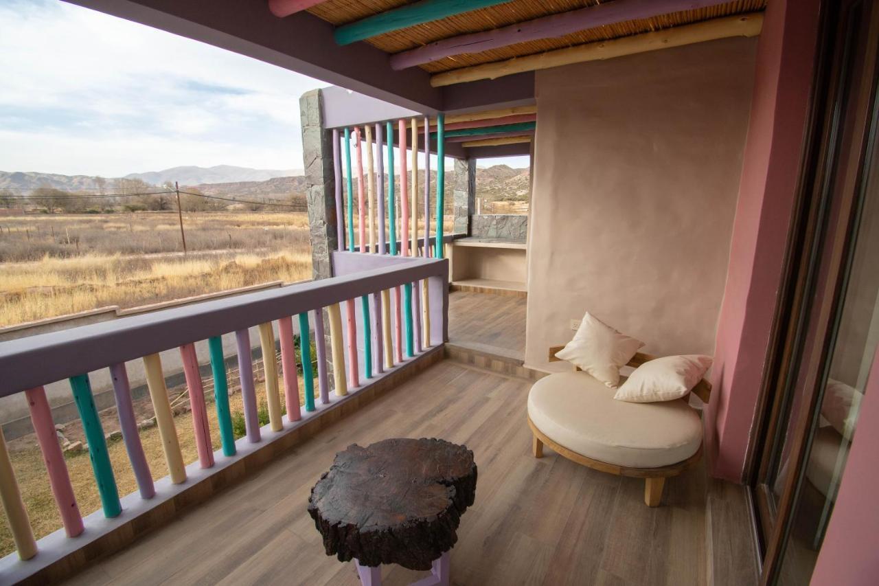 Tikay Humahuaca Refugio De Tierras Apartment Exterior photo